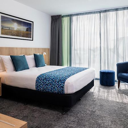 Quest On Cambridge Apartment ไครสต์เชิร์ช ภายนอก รูปภาพ