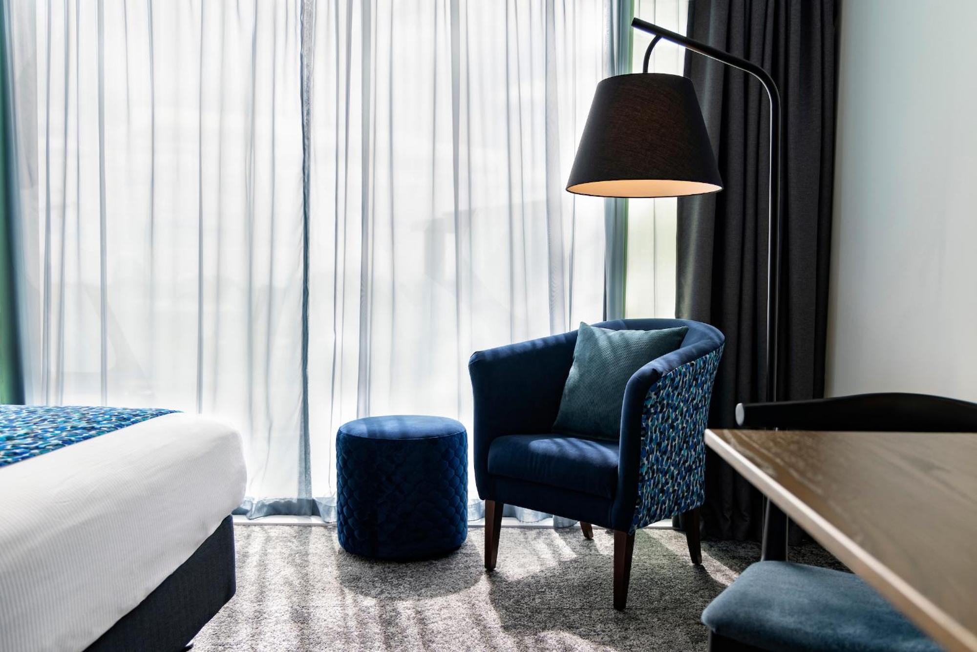 Quest On Cambridge Apartment ไครสต์เชิร์ช ภายนอก รูปภาพ